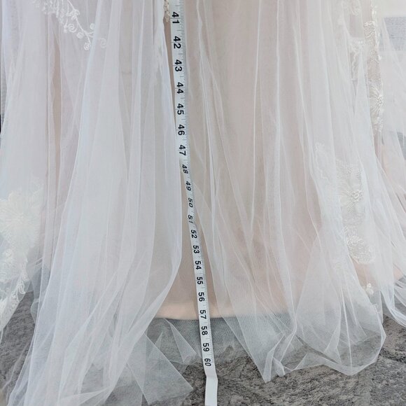 Madi Lane Junie wedding dress size 20 in mocha - Picture 8 of 17